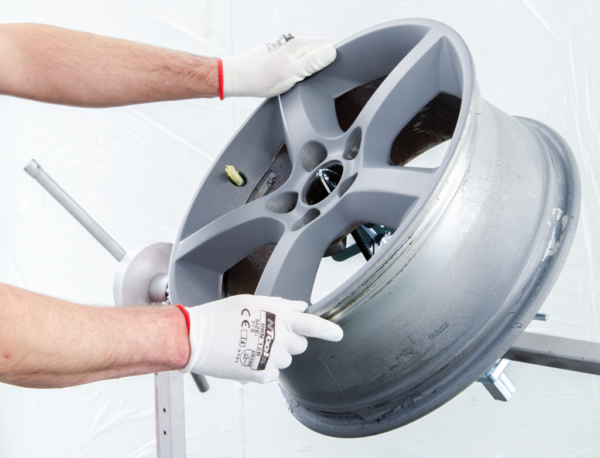 Handvat met klem voor het schilderen van autowielen